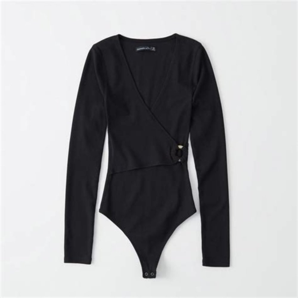 Abercrombie & Fitch Hardware-Accent Long-Sleeve Bodysuit